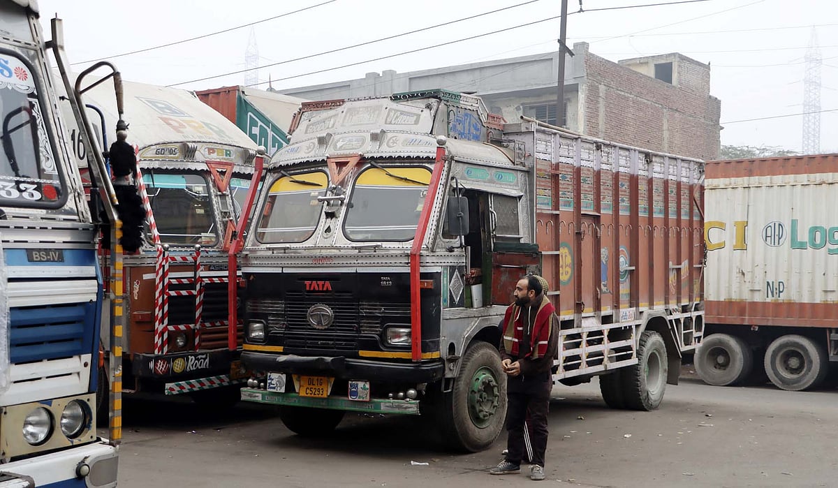 جنوری میں ٹرکوں کے کرائے میں اضافہ، مہنگائی میں مزید اضافے کے امکانات