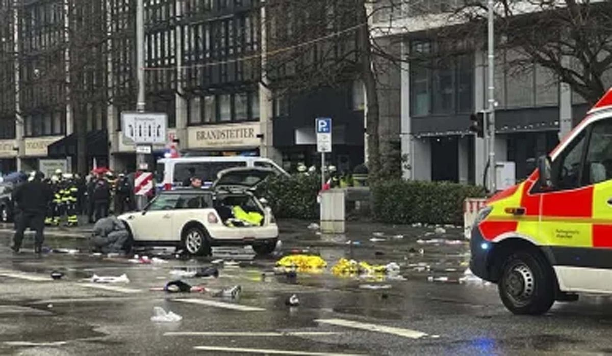 جرمنی: میونخ میں زیلنسکی اور امریکی نائب صدر کے درمیان ملاقات سے قبل کار نے لوگوں کو روندا، تقریباً 20 افراد زخمی