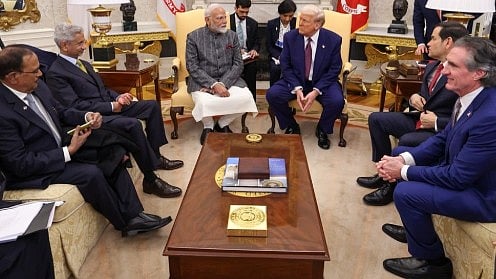 مودی مجھ سے زیادہ سخت مذاکرات کار ہیں: ٹرمپ کا بیان