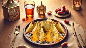 افطار کے لیے منفرد اور مزیدار پیزا سموسہ