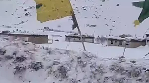ہماچل پردیش میں بارش اور شدید برفباری کا سلسلہ جاری، کئی سڑکوں پر آمد ورفت متاثر