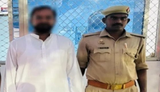 پریاگ راج واقع غازی میاں درگاہ پر زعفرانی پرچم لہرانے والا منیندر سنگھ گرفتار، بھیجا گیا جیل