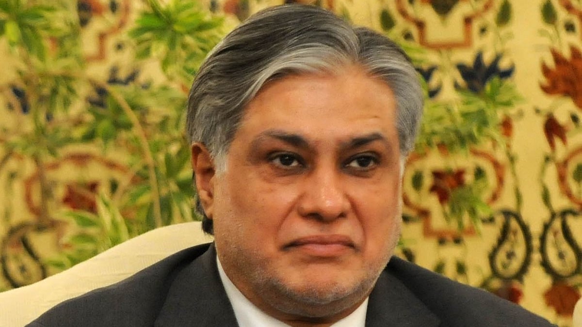 پاکستانی وزیر خارجہ اسحاق ڈار افغانستان سے مایوس وطن واپس لوٹے!