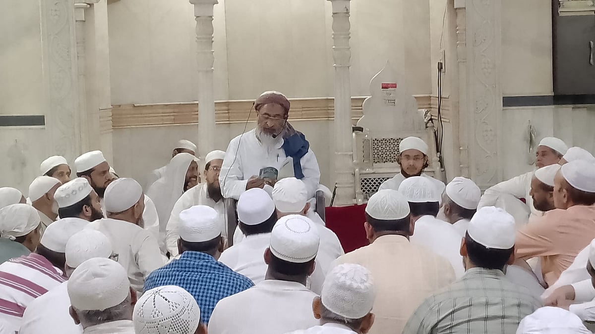 دہلی: مصطفی آباد میں مدنی حج ٹریننگ سینٹر کے زیر اہتمام 15 روزہ حج تربیتی پروگرام اختتام پذیر