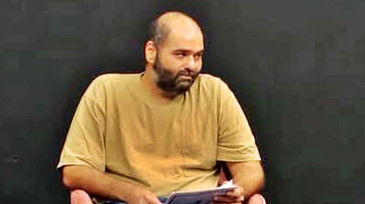 ایکناتھ شندے پر تبصرہ معاملے میں کنال کامرا کو بامبے ہائی کورٹ سے راحت، گرفتاری پر روک