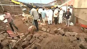 آندھرا پردیش: وشاکھاپٹنم میں مندر میں بڑا حادثہ، دیوار گرنے سے 8 افراد کی موت، کئی زخمی