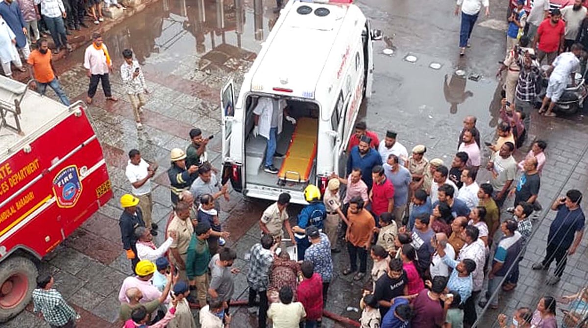 حیدرآباد آتشزدگی سانحہ: صدر، وزیر اعظم، راہل، کھڑگے اور ریونت ریڈی کا اظہارِ افسوس