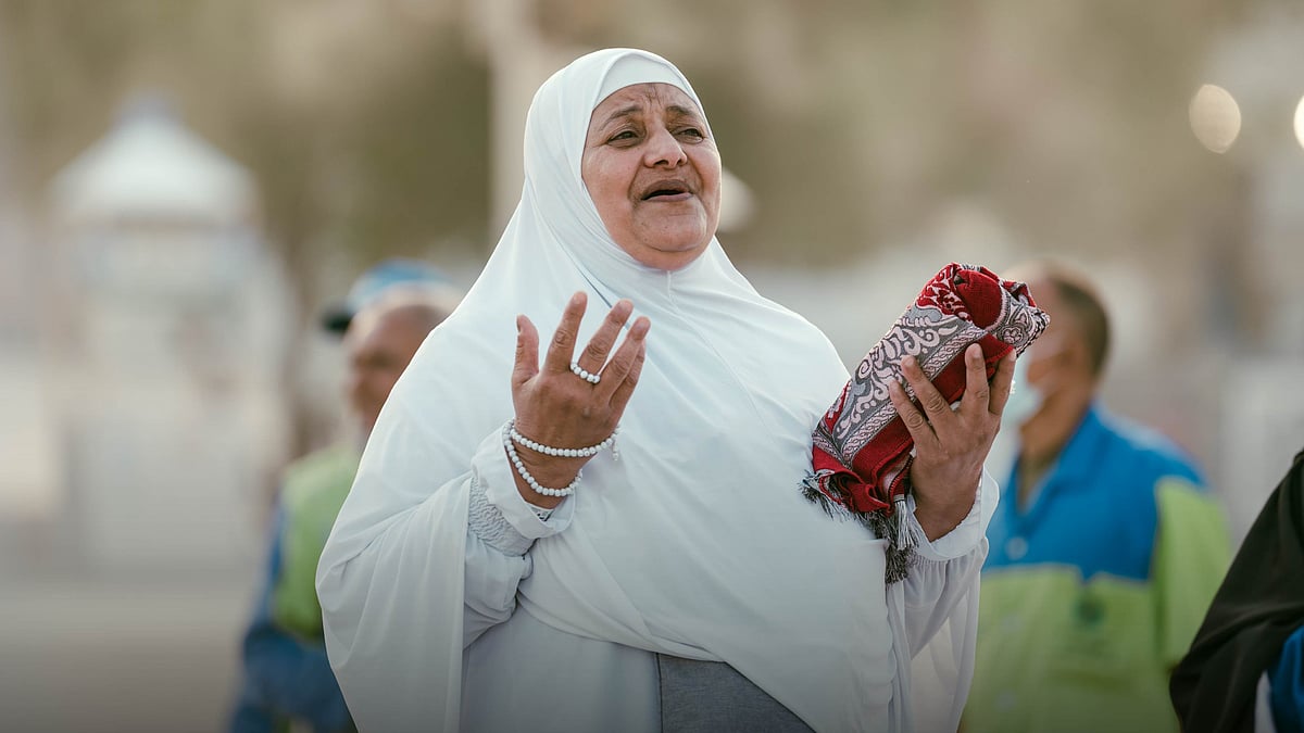 اس سال 16.73 لاکھ عازمین حج فریضۂ حج ادا کر رہے، سبھی رکن اعظم ’وقوفِ عرفہ‘ کے بعد مزدلفہ کی طرف روانہ