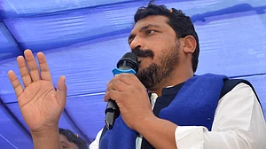 'لاکھوں خاندانوں کی روزی روٹی پر سیدھا حملہ'، چندر شیکھر آزاد کی یوگی حکومت کے فیصلے کی مخالفت
