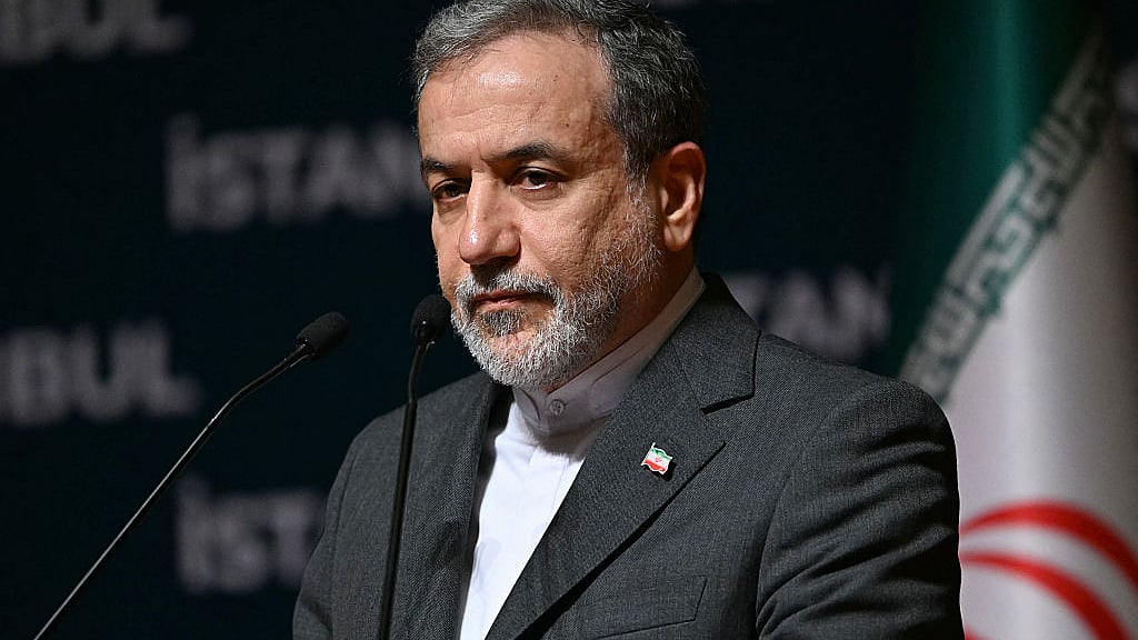 <div class="paragraphs"><p>ایرانی وزیر خارجہ / Getty Images</p></div>