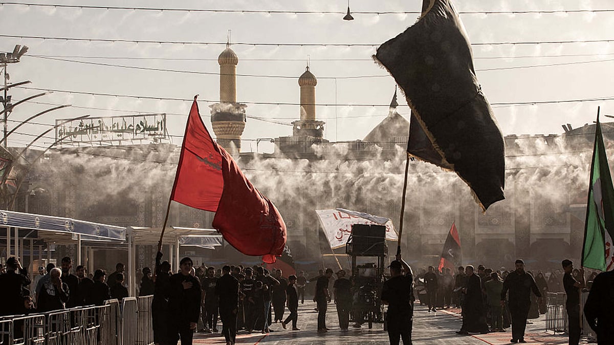 <div class="paragraphs"><p>عراق: کربلا میں امام حسین کی یاد میں عزاداروں کا اجتماع / Getty Images</p></div><div class="paragraphs"></div>