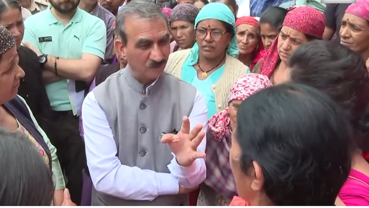 ہماچل پردیش میں آفت متاثرین کو گھر بنانے کے لیے ملیں گے 7 لاکھ، وزیر اعلیٰ سکھو نے متاثرہ علاقوں کا کیا دورہ