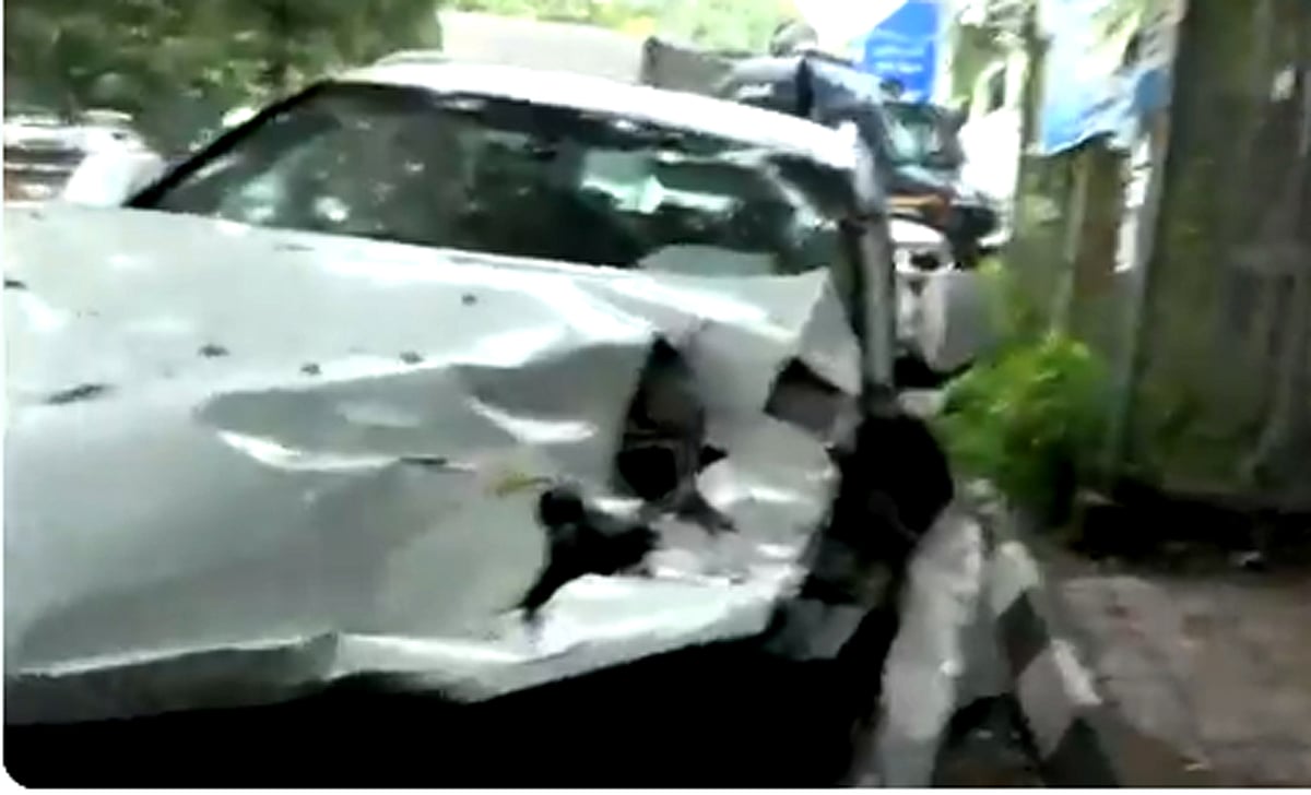 دہلی کے وسنت وِہار میں آڈی کار نے فٹ پاتھ پر سو رہے 5 لوگوں کو کچلا، نشے کی حالت میں ڈرائیور گرفتار