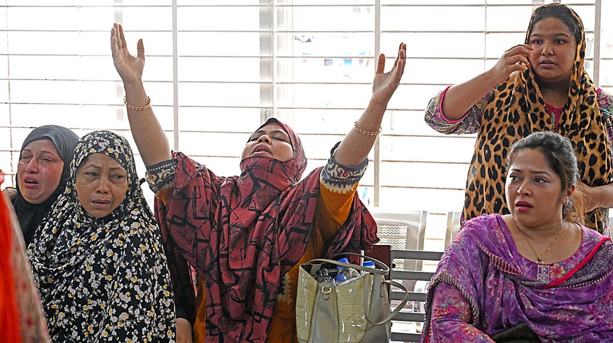 ڈھاکہ طیارہ حادثہ: انسانی حقوق تنظیم کا آزادانہ اور غیر جانبدارانہ تحقیقات کا مطالبہ