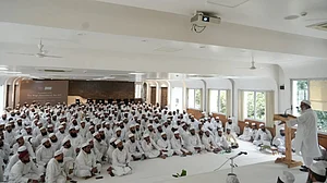 مرکزی دینی تعلیمی بورڈ جمعیۃ علماء ہندکے زیر اہتمام ’یک روزہ اجلاس برائے کامیاب معلمین‘ منعقد