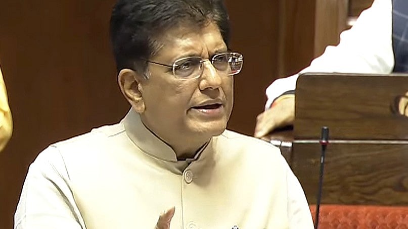 ہندوستان نے ٹرمپ کے نئے ٹیرف اور تباہ شدہ معیشت کے طعنوں کا منہ توڑ جواب دیا!