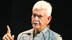 جموں وکشمیر انتظامیہ نے ریاست مخالف بیانیہ کو فروغ دینے کی پاداش میں 25 کتابوں کوضبط کرنے کا حکم دیا