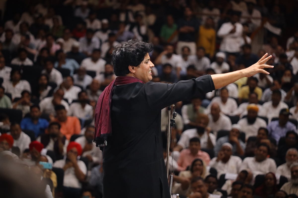 عمران پرتاپ گڑھی کے یومِ پیدائش پر ’بندھن کلچرل فاؤنڈیشن‘ نے شاندار مشاعرہ و کوی سمیلن کا کیا انعقاد