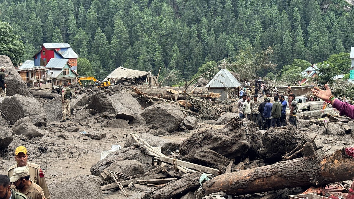 کشتواڑ: بادل پھٹنے سے ہلاک ہونے والوں کی تعداد 46 ہوگئی، وزیراعلیٰ نے چائے پارٹی منسوخ کر دی