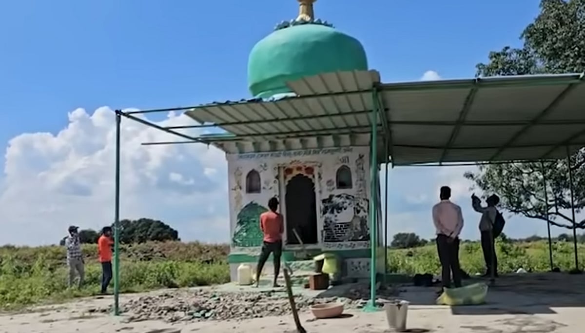 ریوا میں مزار پر توڑ پھوڑ معاملے میں 4 ملزمین گرفتار، عدالت میں پیشی