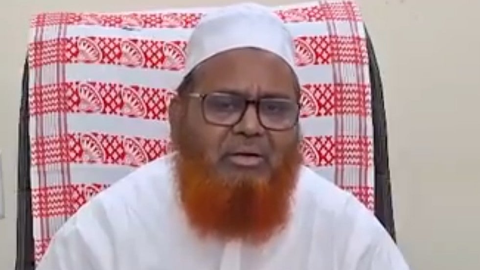 ’آسام حکومت لوگوں کو ووٹ دینے سے روکنا چاہتی ہے‘، آدھار کارڈ سے متعلق فیصلہ کو اے آئی یو ڈی ایف لیڈر نے بتایا تغلقی فرمان