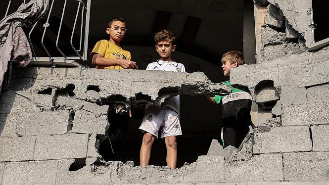 غزہ میں بھوک اور فاقوں سےایک سوسےزاید بچےجاں بحق