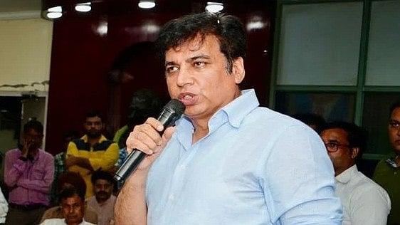 بی جے پی حکومت نے ترقی کے نام پر درختوں کی کٹائی کر دہلی میں دَم گھونٹو آلودگی پھیلائی: دیویندر یادو