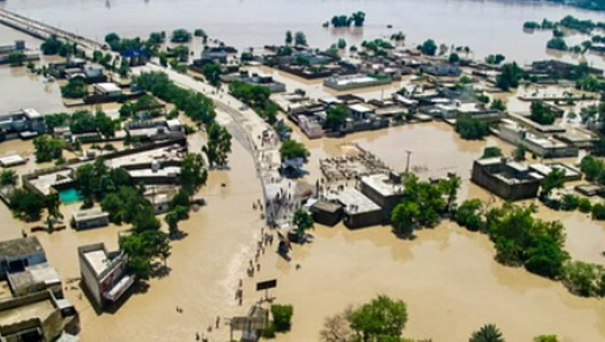 پاکستان: پنجاب کی تاریخ کا سب سے بڑا سیلاب، کئی علاقوں میں تباہی، 20 لاکھ افراد متاثر، 854 اموات