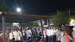 کرناٹک میں ایس بی آئی بینک میں بڑی لوٹ، 58 کلو سونا اور 8 کروڑ نقد لے کر لٹیرے فرار
