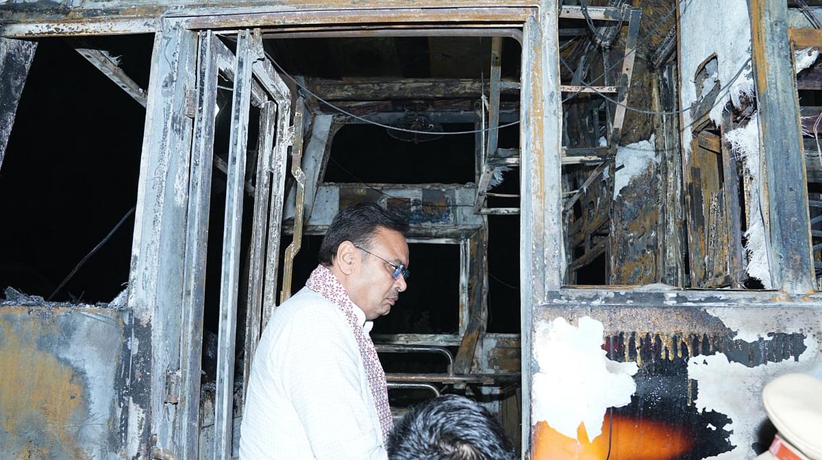 جیسلمیر بس آتشزدگی معاملہ میں ہلاکتوں کی تعداد 26 پہنچی، 3 ہلاک بچوں کی والدہ نے بھی توڑا دم