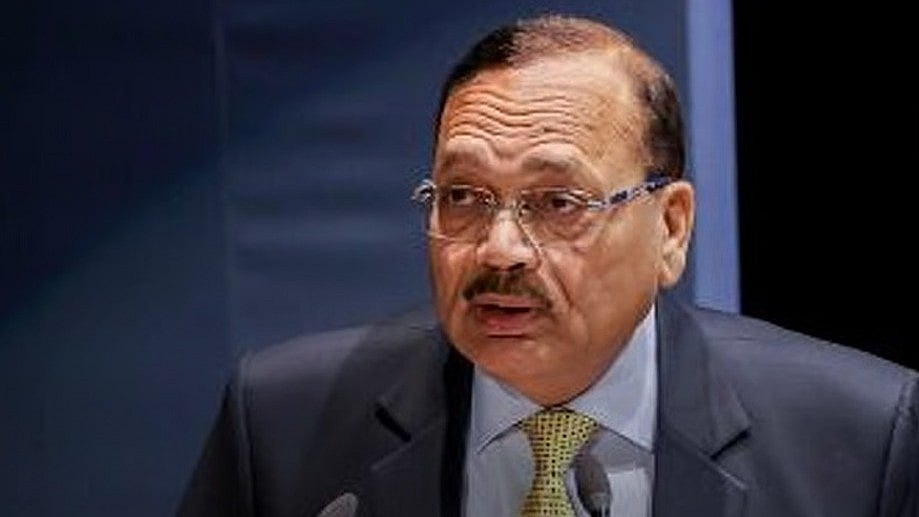 چیف جسٹس آف انڈیا بی آر گوئی نے اپنے جانشیں کے طور پر جسٹس سوریہ کانت کے نام کی سفارش پیش کر دی