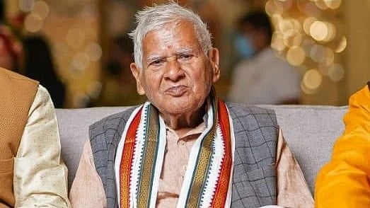 ’ہر ای وی ایم میں 25 ہزار ووٹ پہلے سے پڑے تھے‘، آر جے ڈی لیڈرکے بیان سے بہار کی سیاست میں کھلبلی