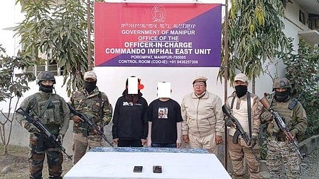 منی پور: 2 خواتین سمیت 7 عسکریت پسند گرفتار، اسلحہ اور گولہ بارود برآمد