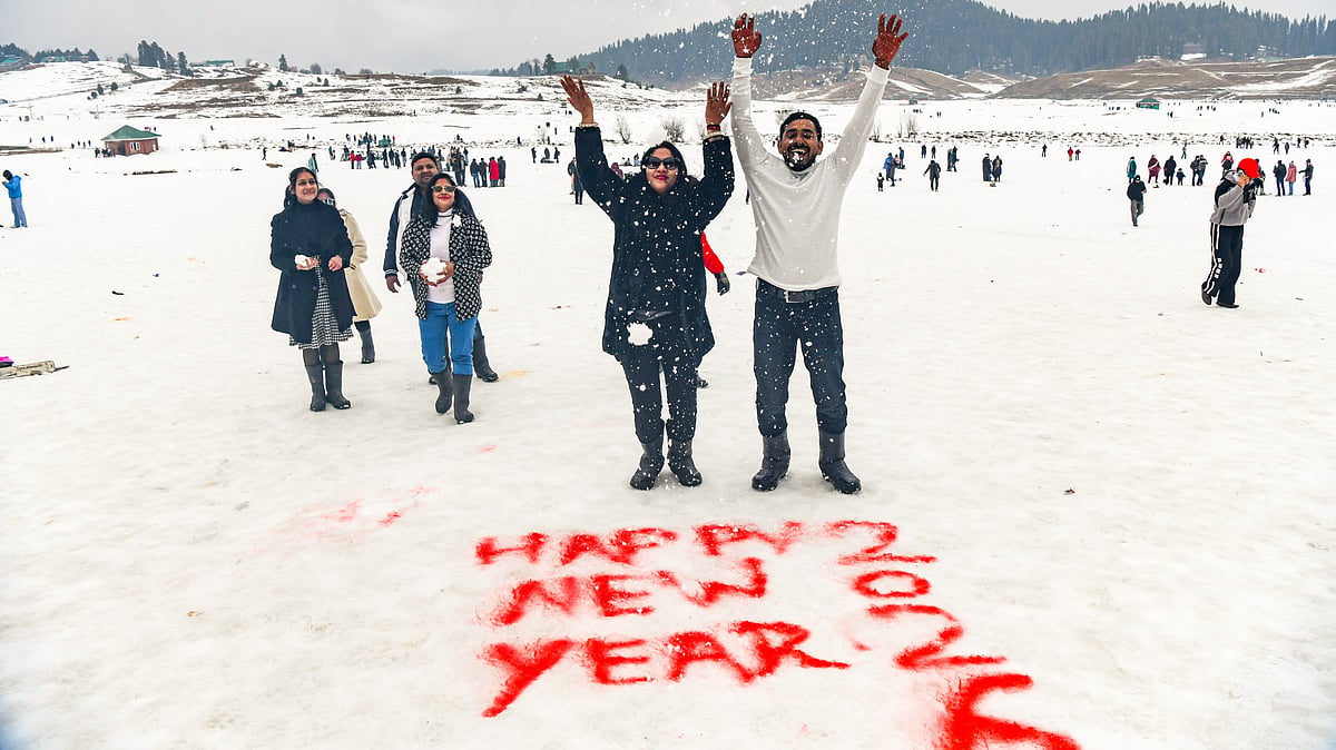 کشمیر سے کیرالہ تک نئے سال کے پہلے دن کہیں بارش تو کہیں شدید سردی