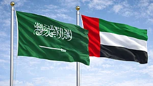 سعودی عرب اور یو اے ای کے درمیان شدید جنگ کے آثار نمایاں، یمن کی زمین پر اب تک 20 اموات کی تصدیق