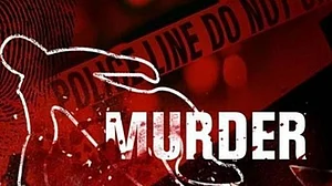 خاندان کی موت بن گیا قرض، مشرقی دہلی میں ماں، بھائی اور بہن کا قتل کرکے تھانے پہنچ گیا شخص