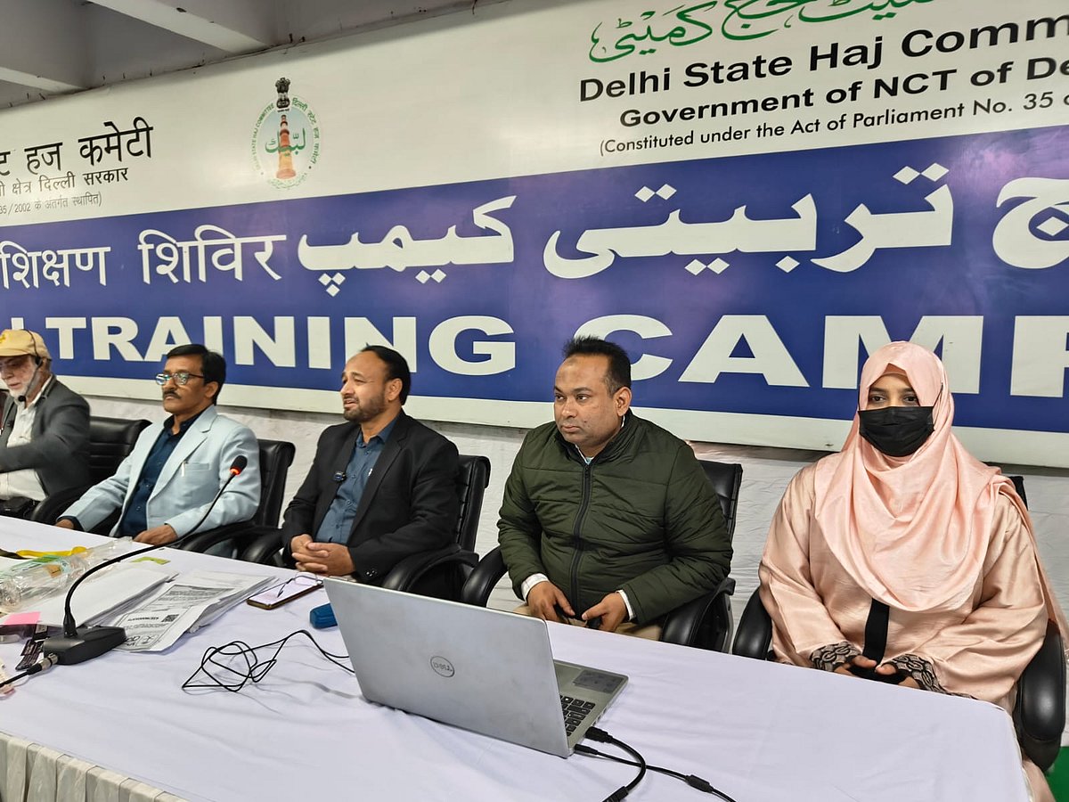 حج 2026: عازمین حج کا تربیتی کیمپ اختتام پذیر، سرکاری اسپتالوں میں طبی جانچ  کا سلسلہ جاری