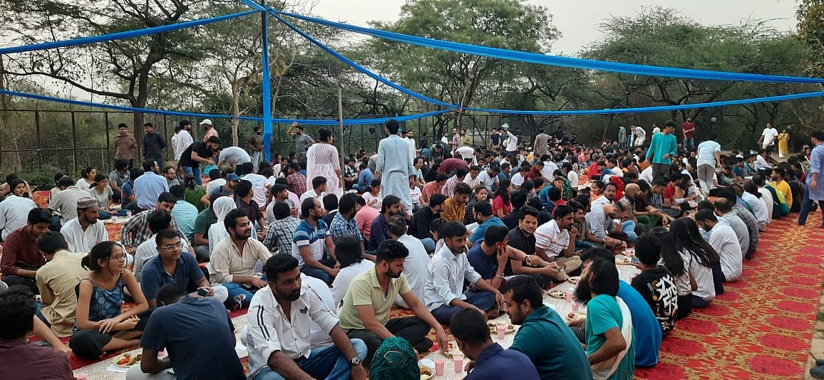 رمضان کریم اور جے این یو کی افطار پارٹیاں... آفتاب احمد منیری