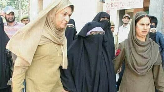 کشمیری علیحدگی پسند لیڈر آسیہ اندرابی کو یو اے پی اے کیس میں سنائی گئی عمر قید کی سزا