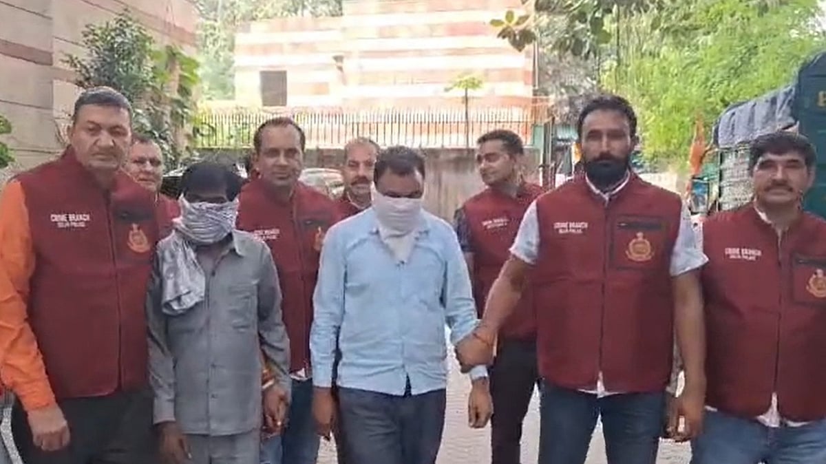 سرکاری ادویات کے غیر قانونی ریکیٹ کا پردہ فاش، دہلی پولیس نے 70 لاکھ روپے کا اسٹاک ضبط کر لیا، 5 افراد گرفتار