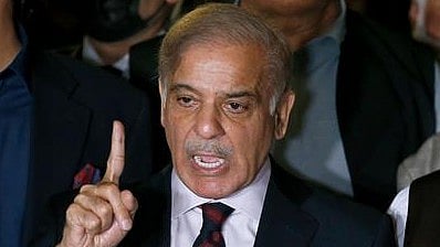 مغربی ایشیا میں کشیدگی کے بیچ پاکستان میں ’اسمارٹ لاک ڈاؤن‘، بازار رات 8 بجے بند کرنے کا اعلان