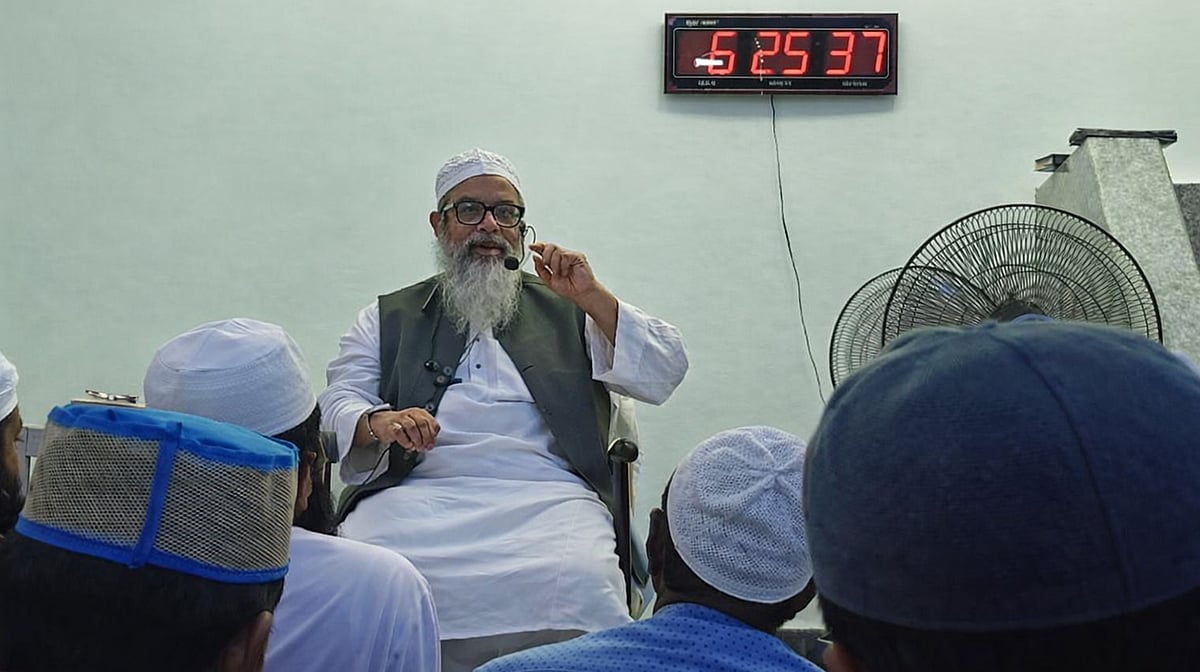 اسلام دنیا کو چھوڑنے نہیں بلکہ سنوارنے کا پیغام دیتا ہے: مولانا محمود مدنی