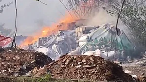 کیرالہ کے تھریشور میں پٹاخہ بنانے والی فیکٹری میں دھماکہ، 13 افراد ہلاک، متعدد زخمی