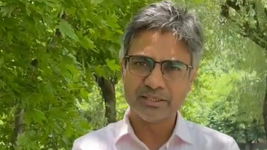 بی جے پی میں شامل ہوئے سندیپ پاٹھک کے خلاف پنجاب میں 2 ایف آئی آر درج، ہو سکتے ہیں گرفتار!