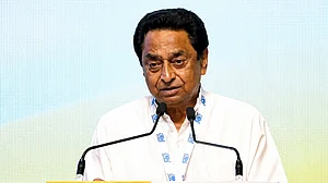 مدھیہ پردیش میں پٹرول اور ڈیزل پر ٹیکس کم کیا جائے: کمل ناتھ