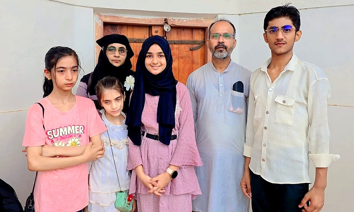 دسویں بورڈ کے امتحان میں مدیحہ آصف نے حاصل کیے 95.6 فیصد نمبر، دل میں رکھتی ہیں ڈاکٹر بننے کا جذبہ