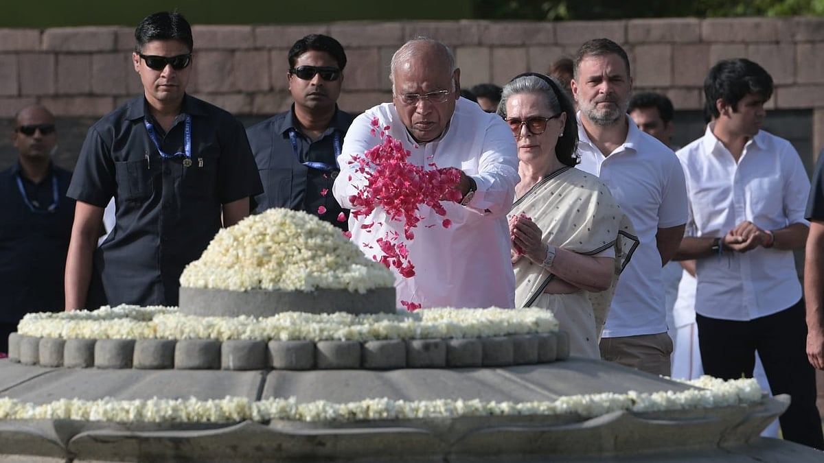 راجیو گاندھی کے 35ویں یومِ شہادت پر پی ایم مودی اور کھڑگے سمیت سرکردہ لیڈران کا خراج عقیدت