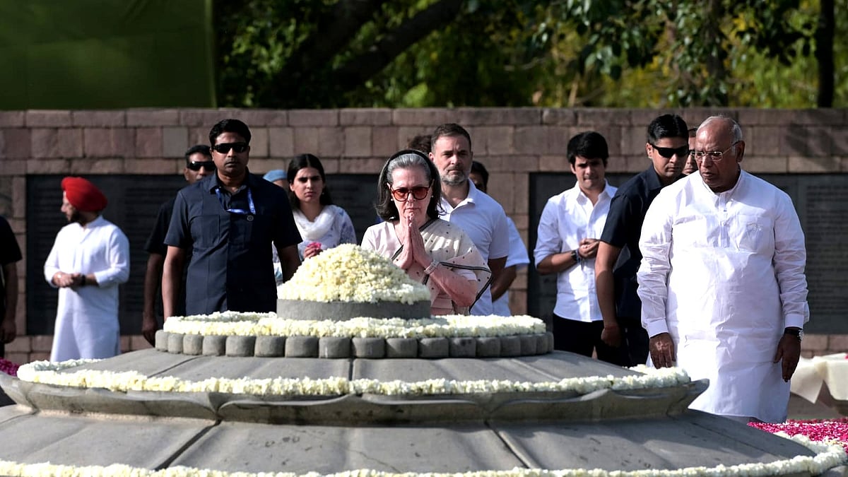راجیو گاندھی کے 35ویں یومِ شہادت پر پی ایم مودی اور کھڑگے سمیت سرکردہ لیڈران کا خراج عقیدت