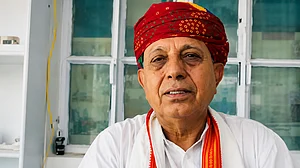 اپنی ہی وزارت کی اسکیم سے 99 لاکھ کی سبسڈی لینے پر گھیرے میں مرکزی وزیر، بولے- ’کچھ نہیں چھپایا‘
