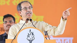 رام مندر مبینہ نذرانہ چوری معاملے کے خلاف شیو سینا-یو بی ٹی کا آج ممبئی میں 'رام رکشا' احتجاج